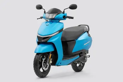 Honda Activa या TVS Jupiter? ₹80,000 के बजट में कौन-सा स्कूटर है असली 'वैल्यू फॉर मनी'; खरीदने से पहले यहाँ देखें अंतर 2 TVS Jupiter